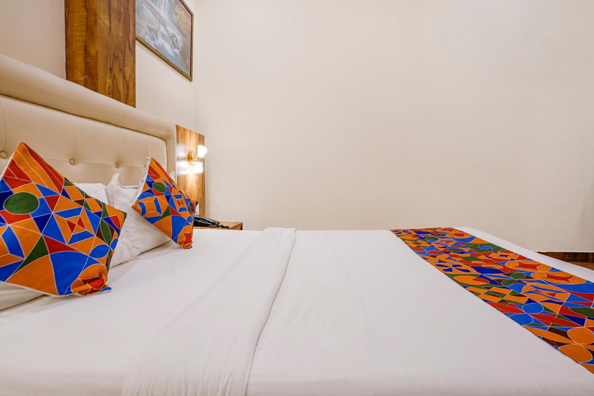 Fabhotel Grand Prime Nr Nesco Hotel Bombay Esterno foto