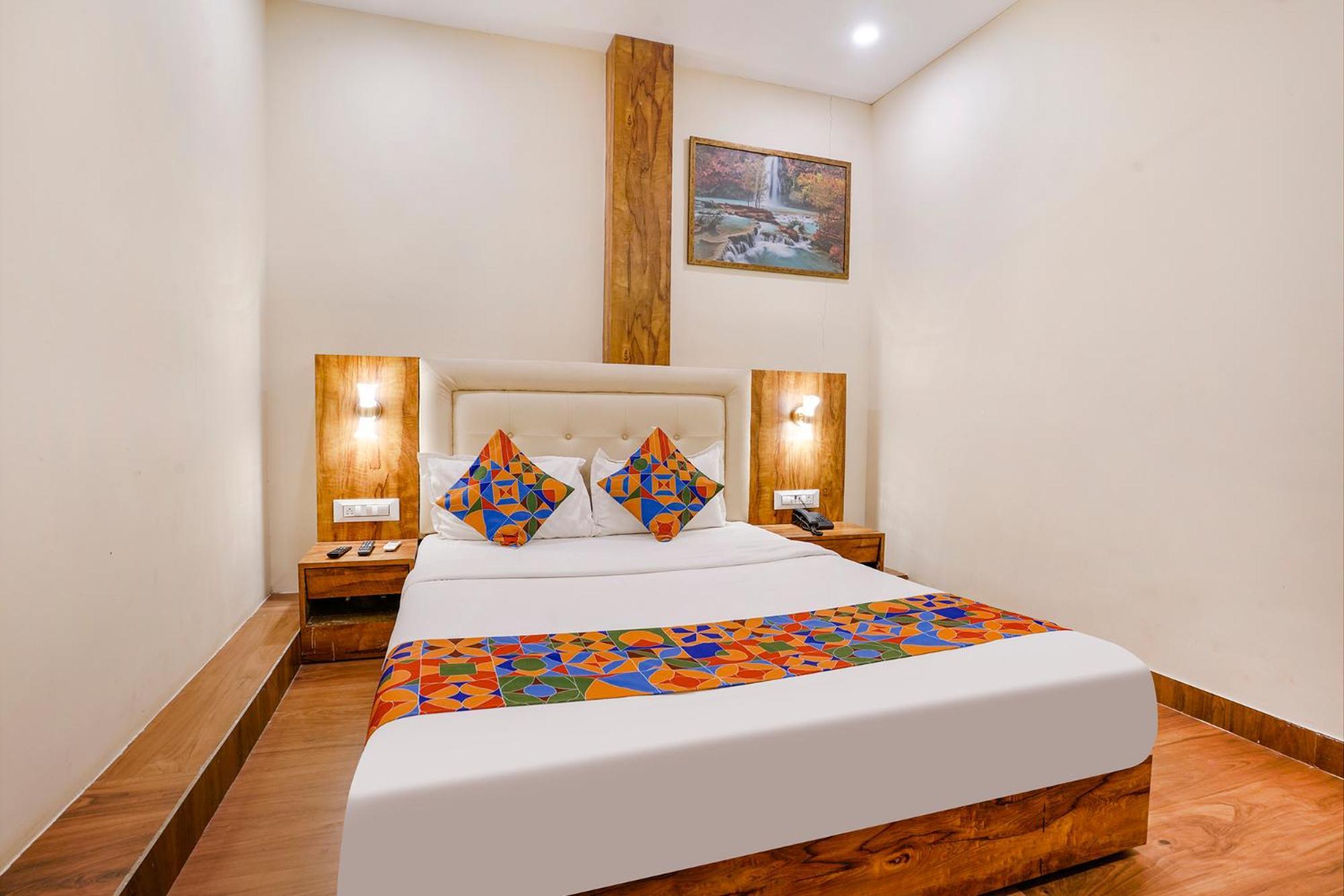 Fabhotel Grand Prime Nr Nesco Hotel Bombay Esterno foto